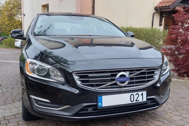 Volvo S60 cena 92000 przebieg: 34000, rok produkcji 2017 z Kraków małe 596